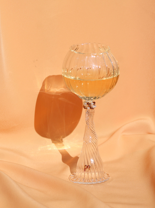 TWISTED ROUND GLASS GOBLET