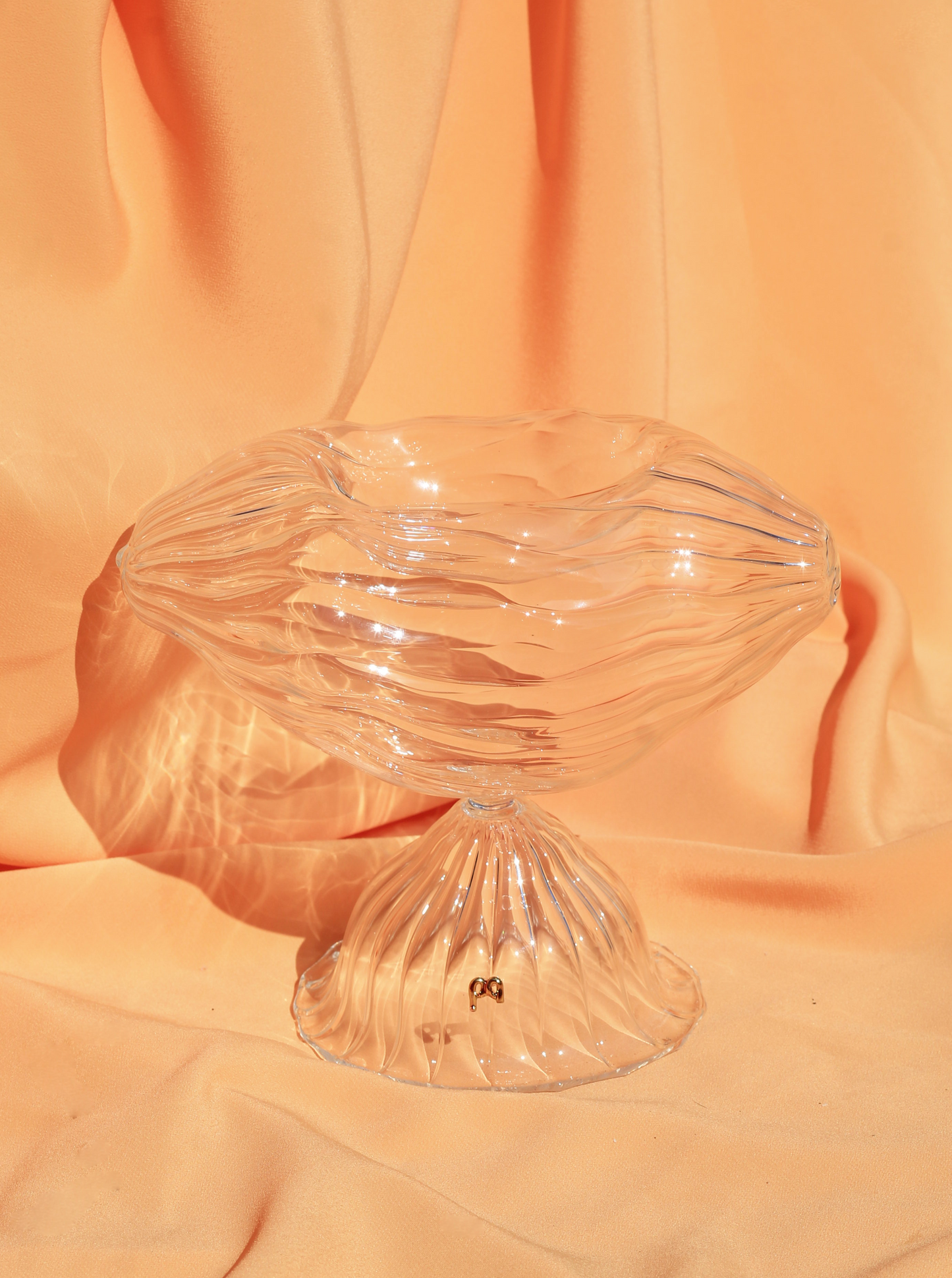 GLASS FOOTED BOWL