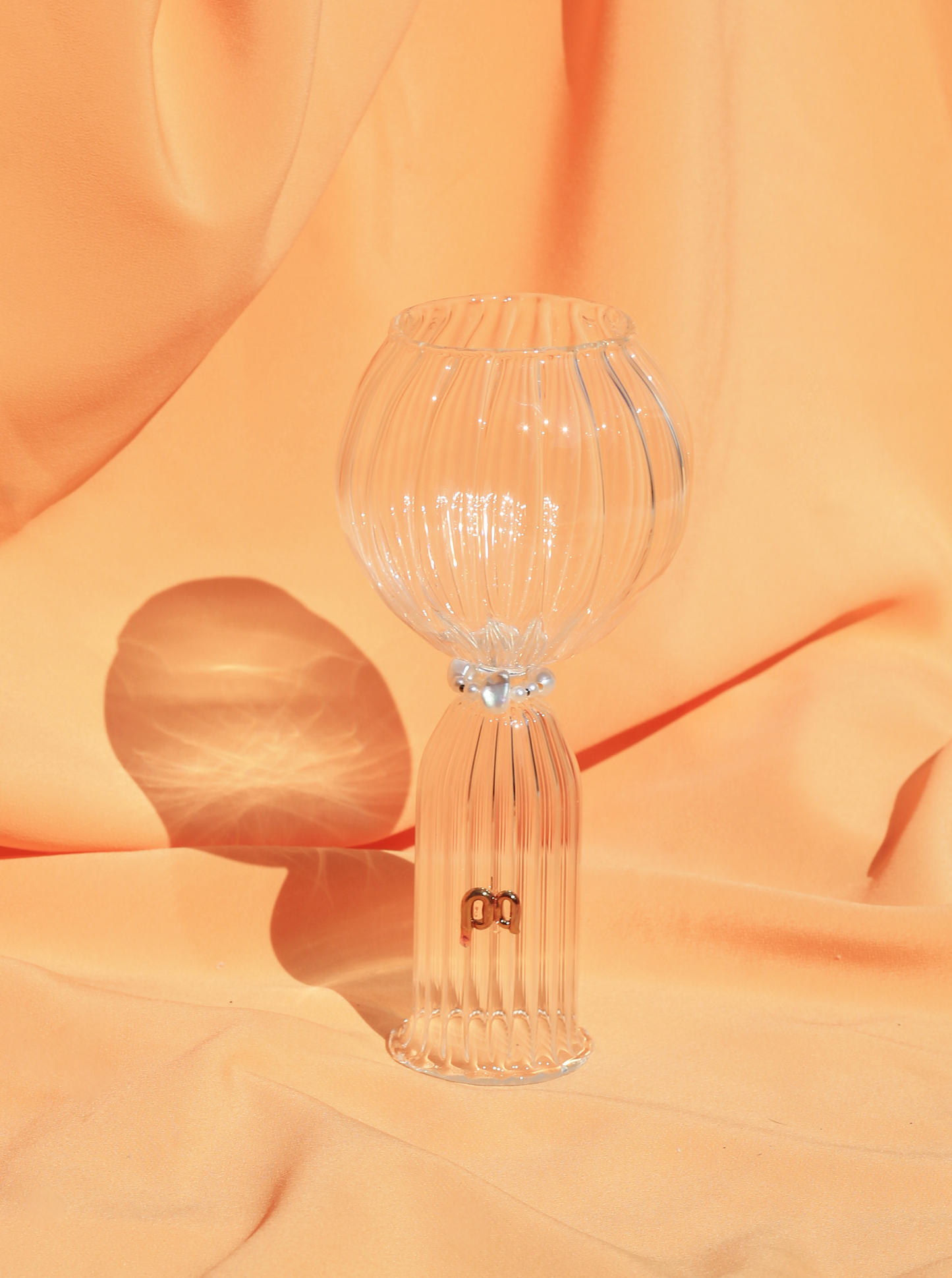 RIBBED BALLON GLASS